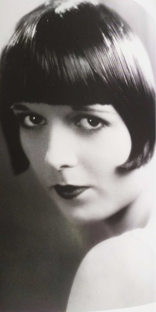 Bob 1926 – Fryzura Flaperki